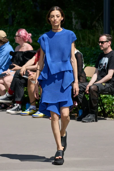 Look 26